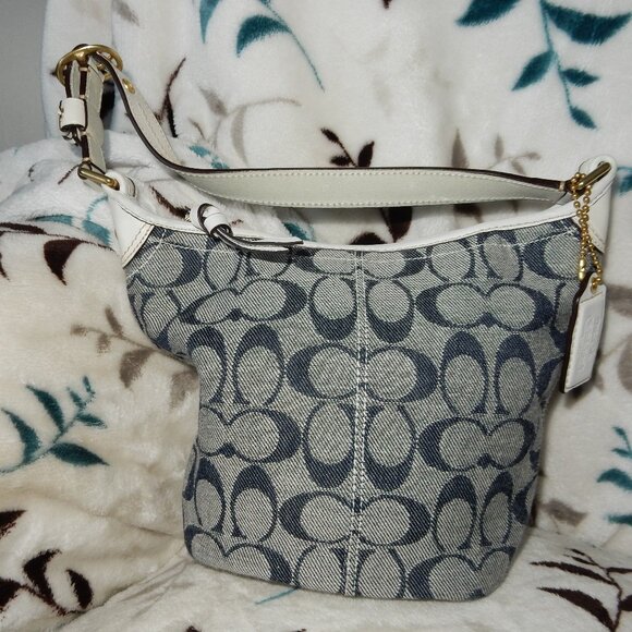 Coach Handbags - Coach small bag